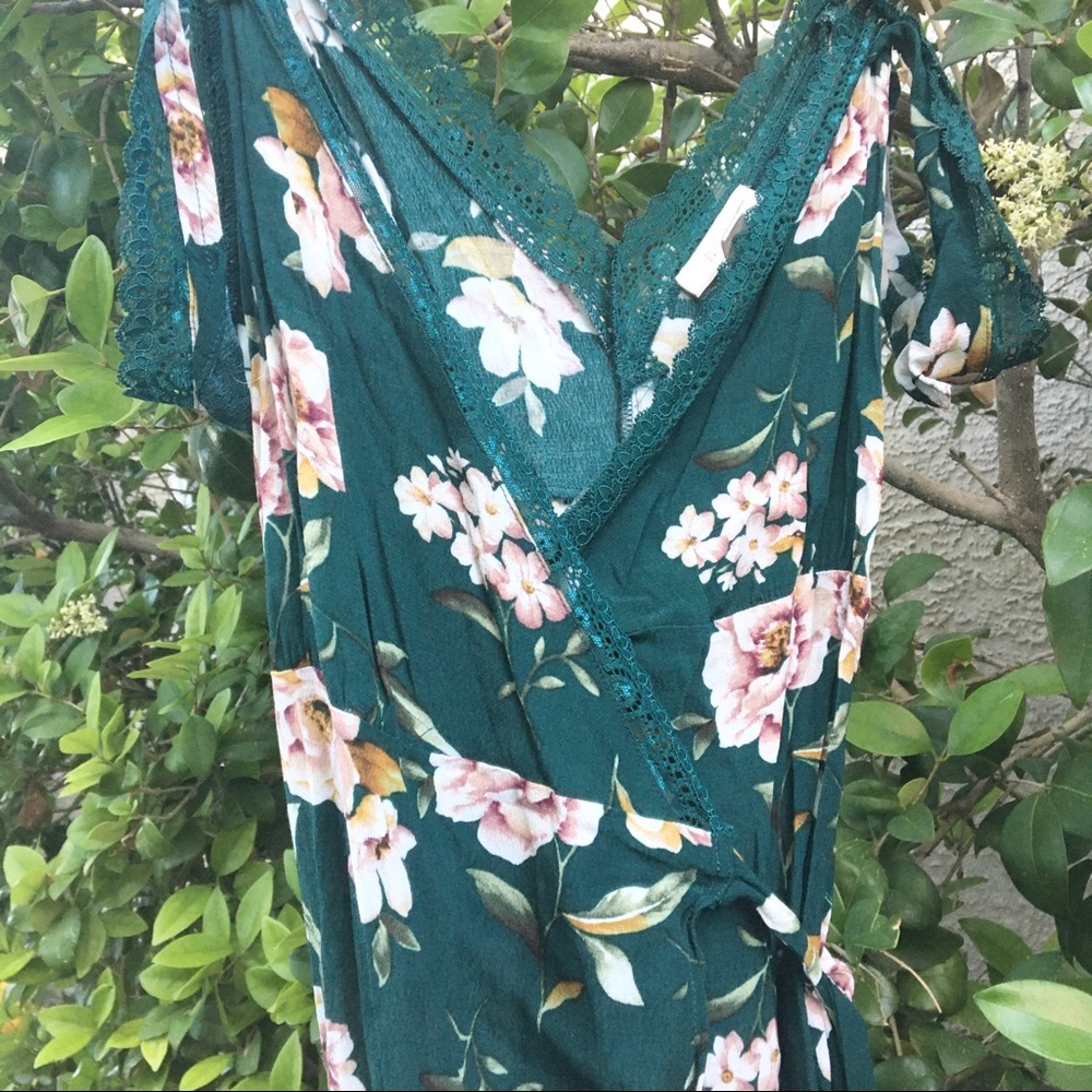 Forever 21 emerald green pink floral lace maxi dress women’s - Picture 2 of 5
